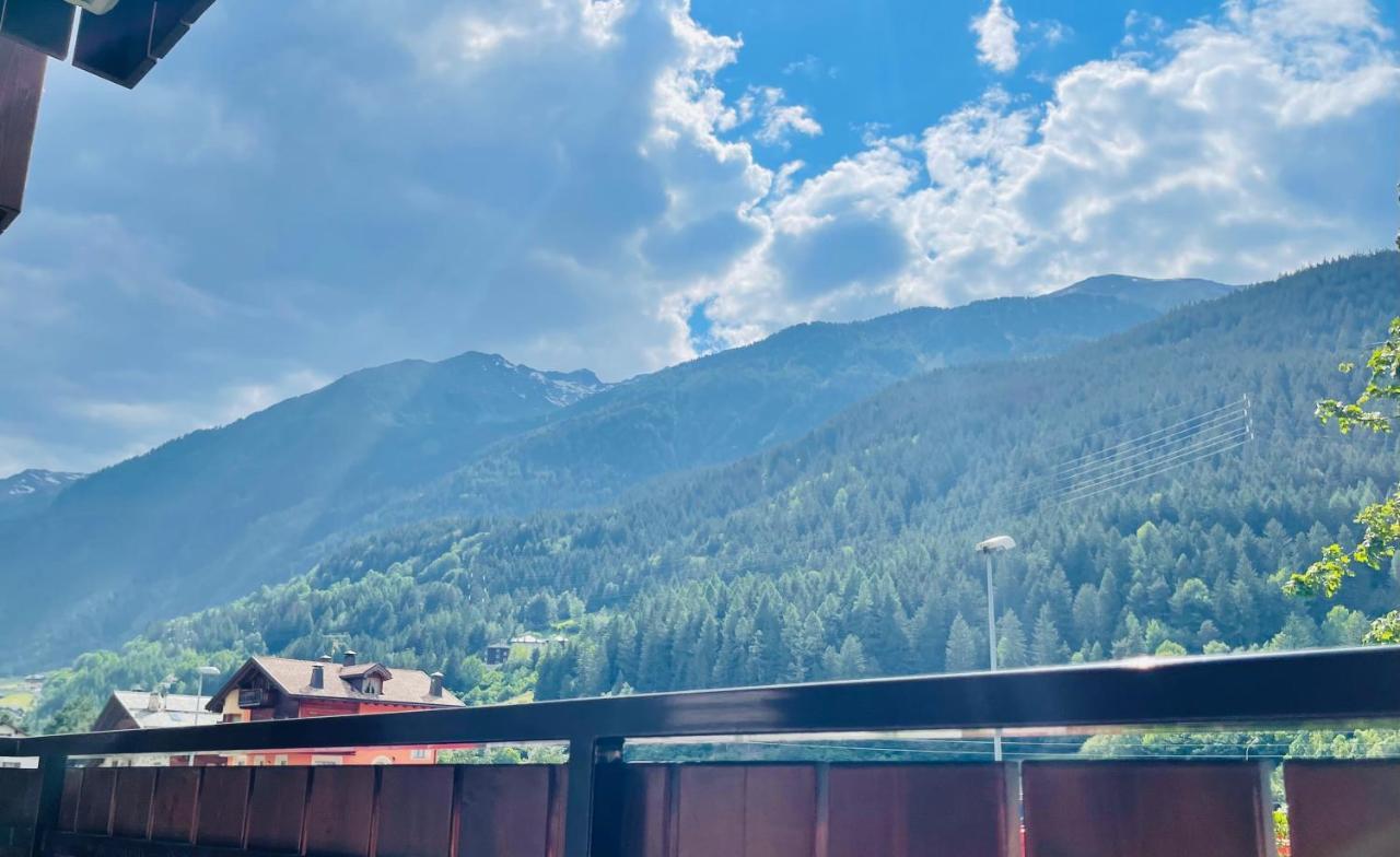 Elga Residence - Relax In Alta Valtellina - Bormio วัลดิซอตโต ภายนอก รูปภาพ